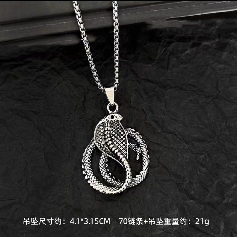 Collier Cobra explosif Mode All Match Personnalité Pendentif Serpent Esprit Serpent Tempérament Version De Bijoux_voghion.com