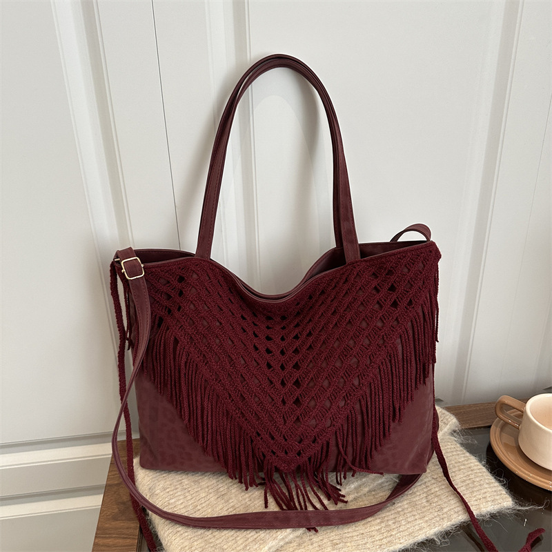 2025 nuevo bolso de bordilla retro bolso de mujer agujero bolso de tejido a mano bolso de playa bolso de hombro de la señora Sen Meng