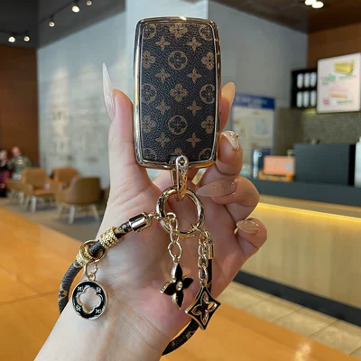 Range Rover Case Velar Sport — Car key bag