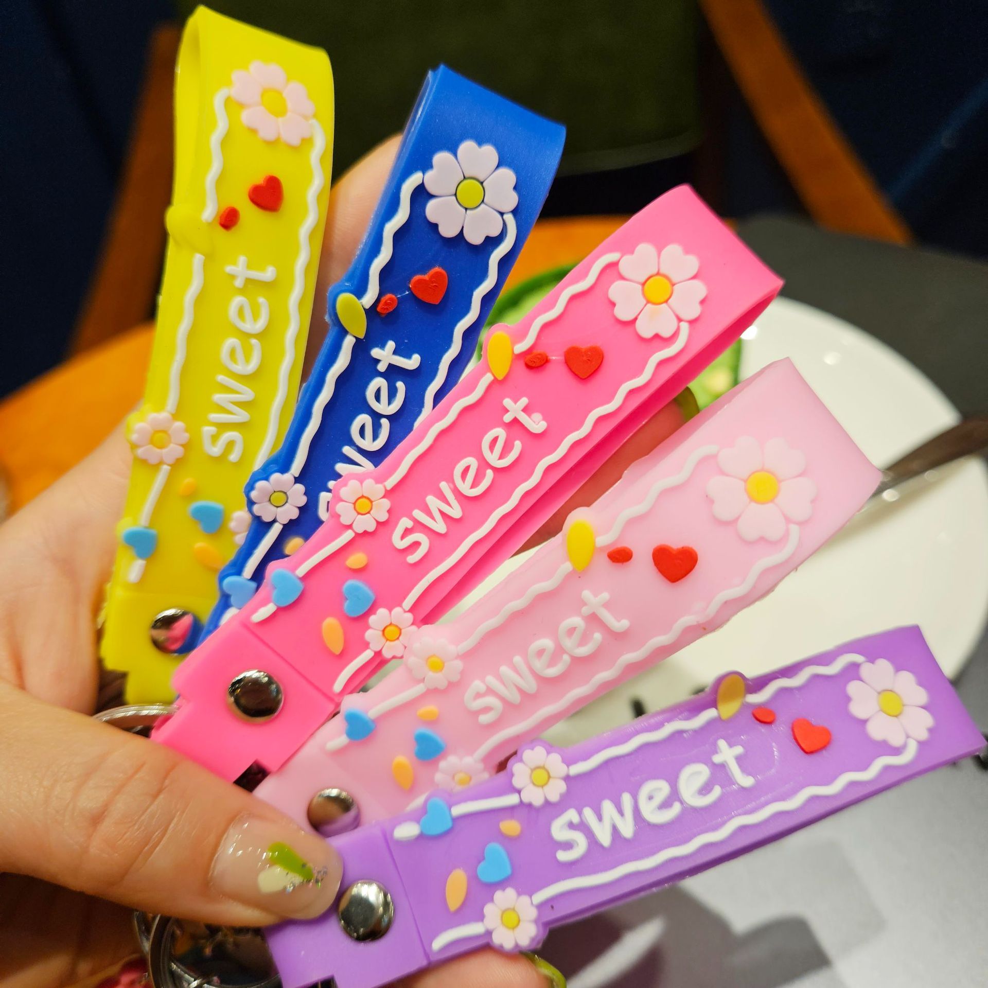 3d04e2f7-46f3-4b5e-97f4-94cc63