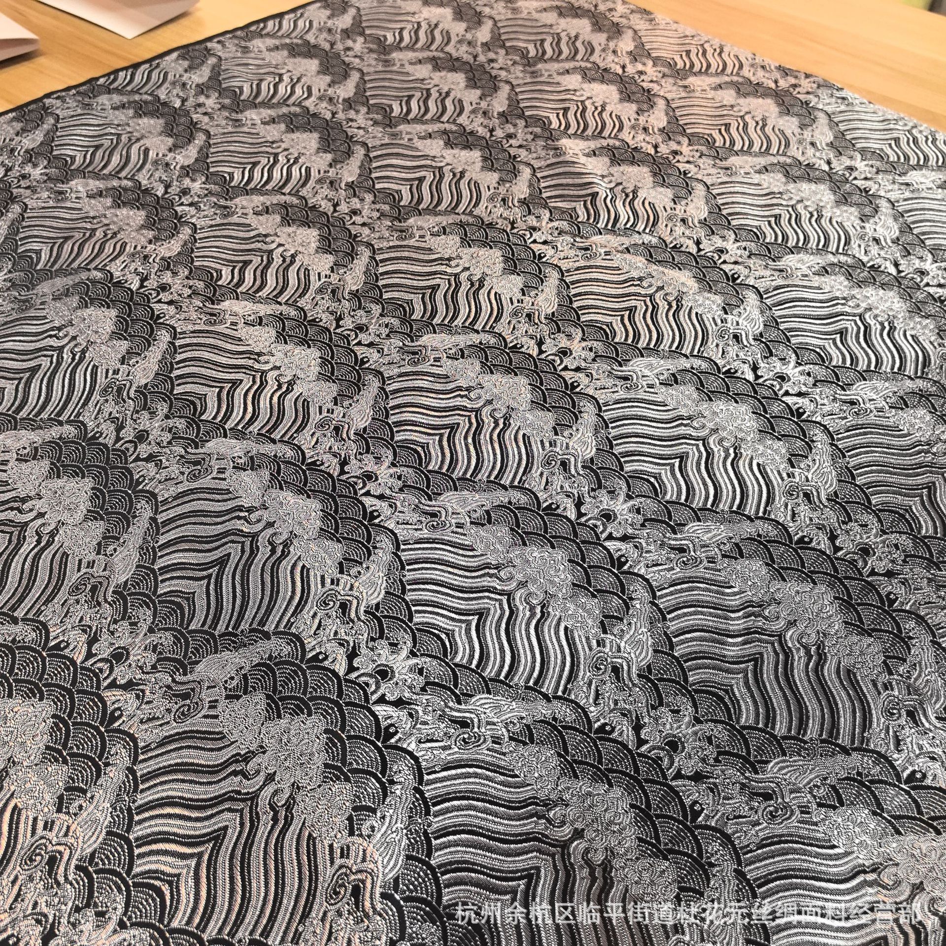 150 Width Black and White High Ding Retro River Cliff Pattern Water Spray High-end Jacquard Style Coat Cheongsam Hanfu Fabric