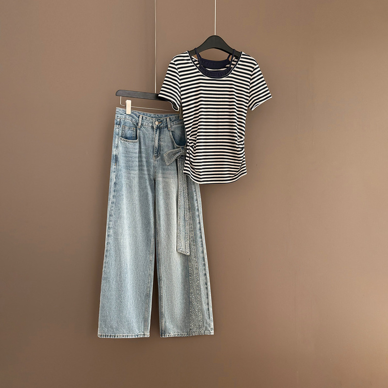 Summer Outfit Set: Slimming European-Style Striped T-Shirt, Denim Rhinestone Bow Wide-Leg Pants, Fashionable Two-Piece Set Summer Outfit Set: Slimming European-Style Striped T-Shirt, Denim Rhinestone Bow Wide-Leg Pants, Fashionable Two-Piece Set