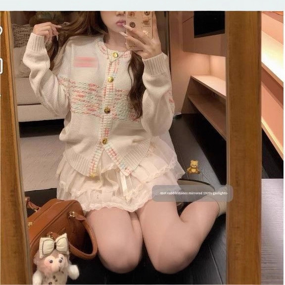 法式复古时尚小香彩色刺绣毛衣圆领单排扣字母针织开衫外套上衣女|undefined