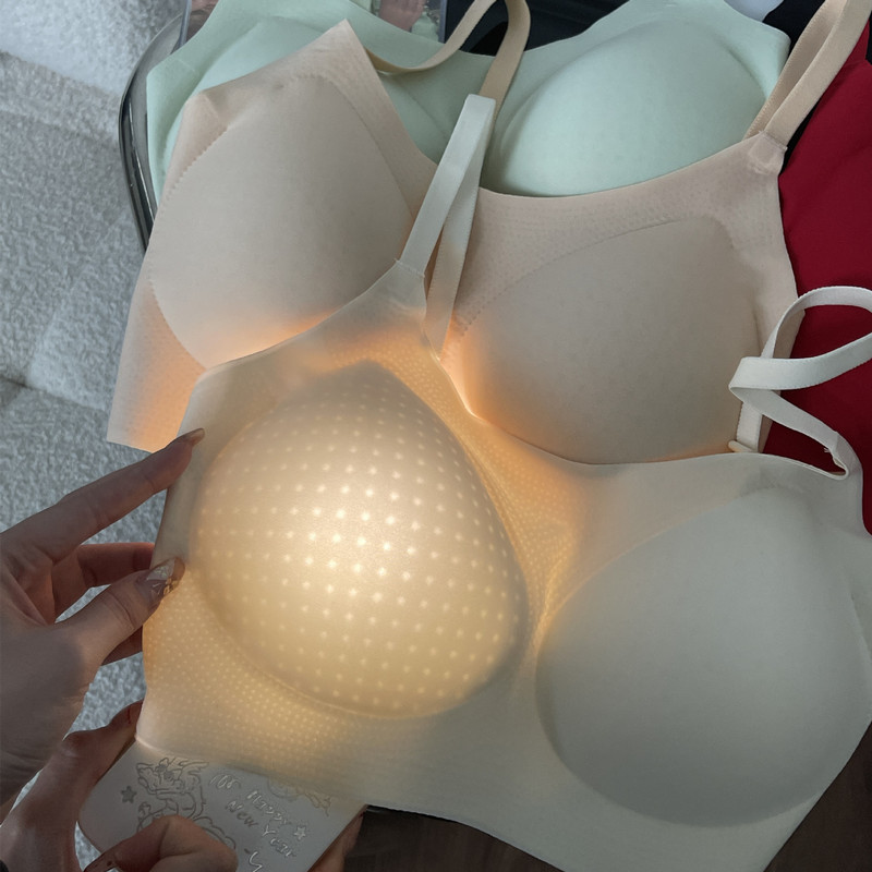 2024 new anti-gravity lifting bra seamless no steel ring fully fixed temperature super soft fit breathable underwear for women
