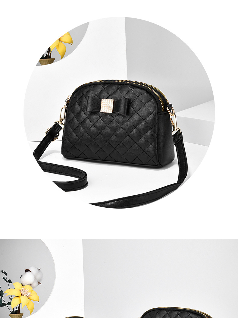 Small Shoulder Bag Image 4