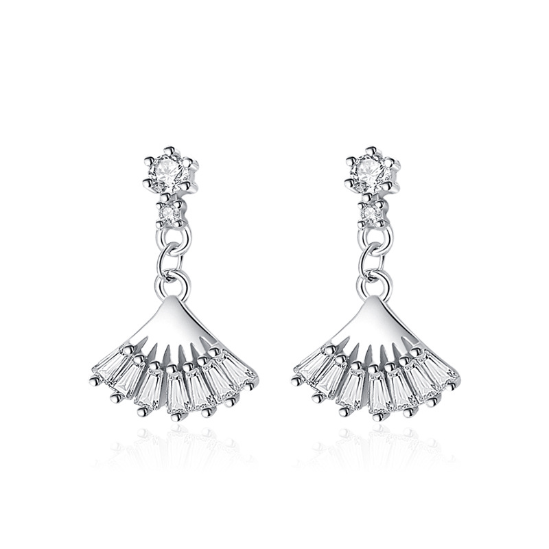 S925 pendientes de plata de ley de estilo coreano falda en forma de abanico pendientes largos pequeños incrustados en diamantes Internet celebridad luz estilo de lujo mismo estilo
