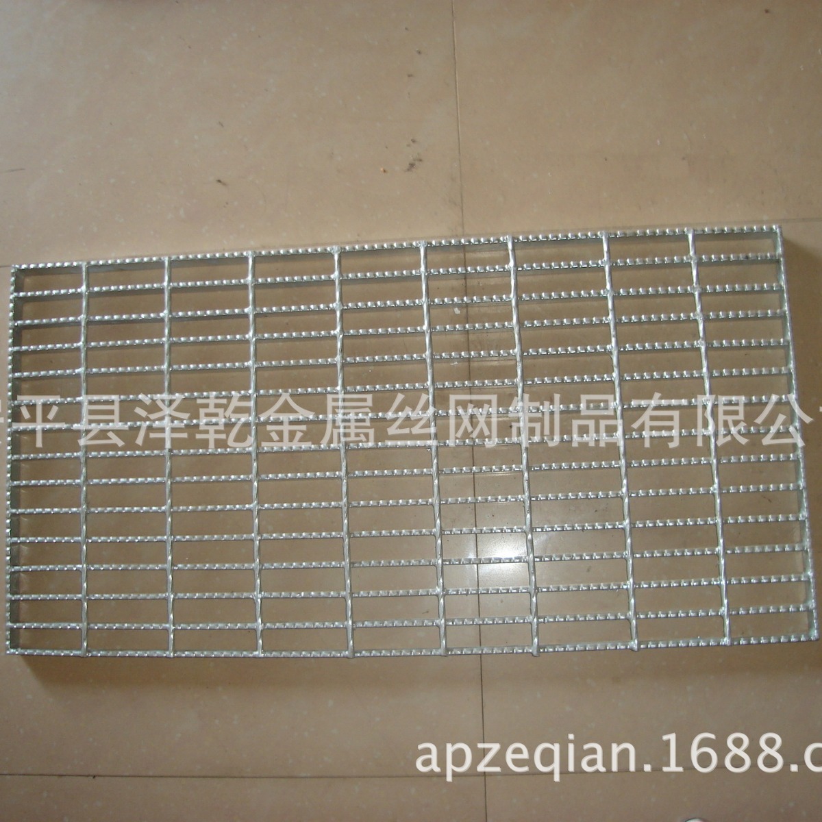 加工各种污水处理厂钢格板 市政工程q235/30/100钢格板