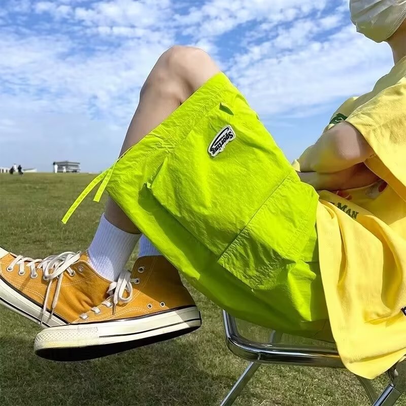 1 Sommerliche, dünne Herren-Shorts im Dopamin-Stil mit großen Taschen, schnelltrocknend, sportlich, für Strand und Freizeit, trendige Fünf-Punkt-Hose_voghion.com