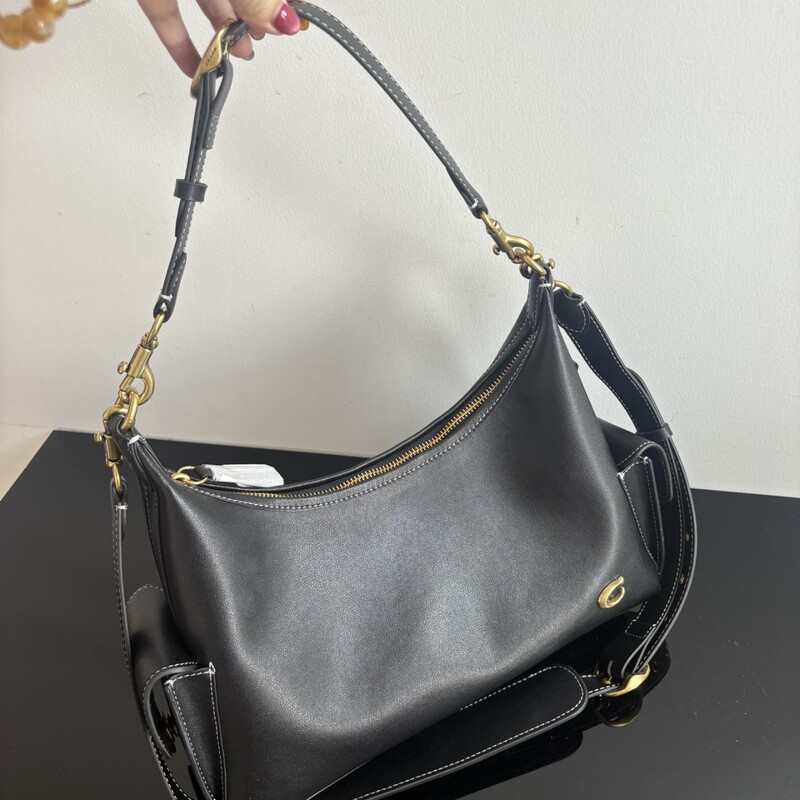 P brand's new 1bc264 sheepskin hobo underarm bag, single shoulder tote bag, large capacity crossbody messenger bag, explorer bag