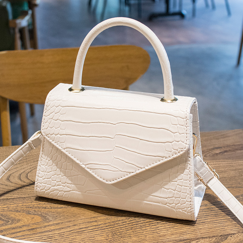 Women's Bag 2025 New Crossbody Bag Niche Satchel Small Square Bag Elegant Versatile Fashionable One-Shoulder Crocodile Pattern Baguette Bag