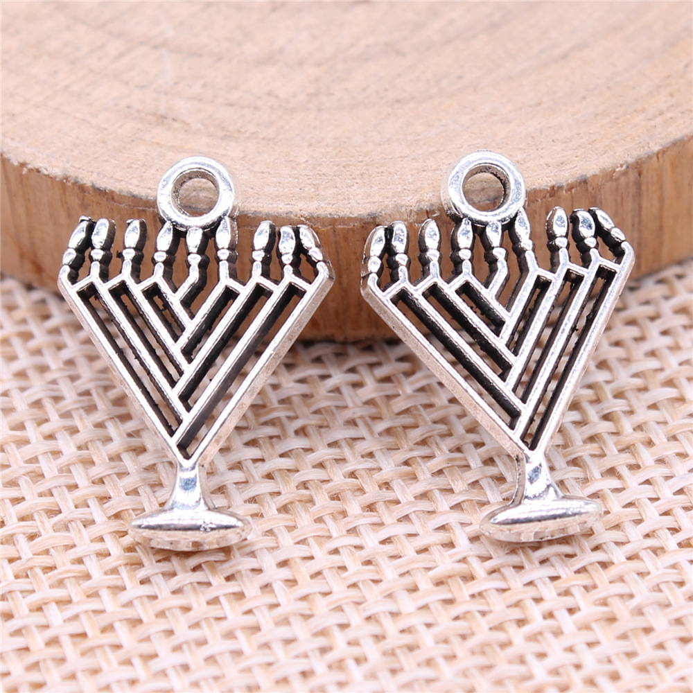古银色 烛台吊坠 DIY饰品材料热销 21x14mm 单重约1.17g