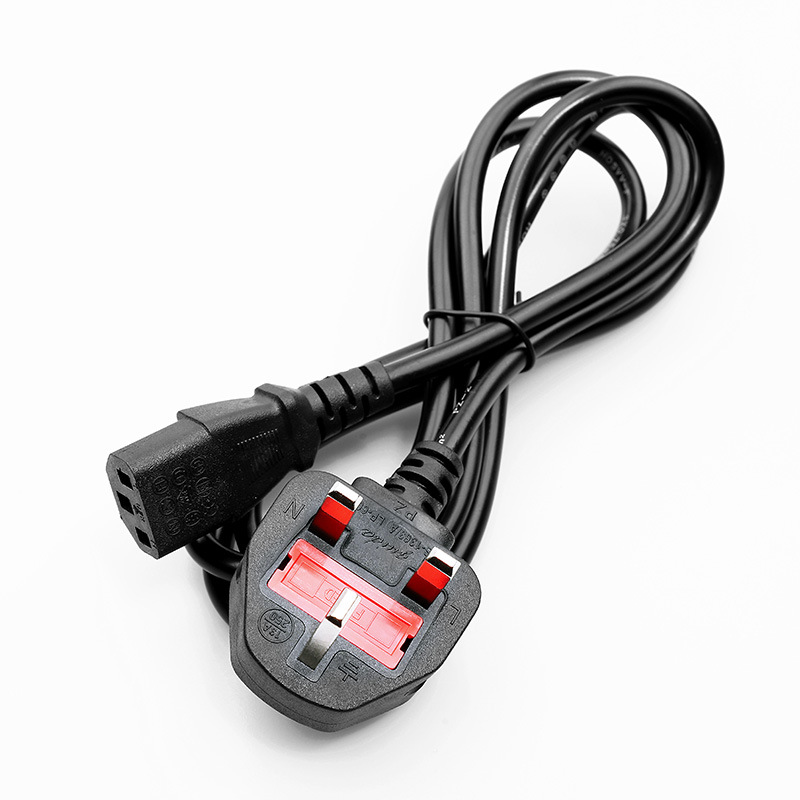 3-core 0.5 square inch British standard three-prong power cord with computer host fuse British standard power cord with British plug
