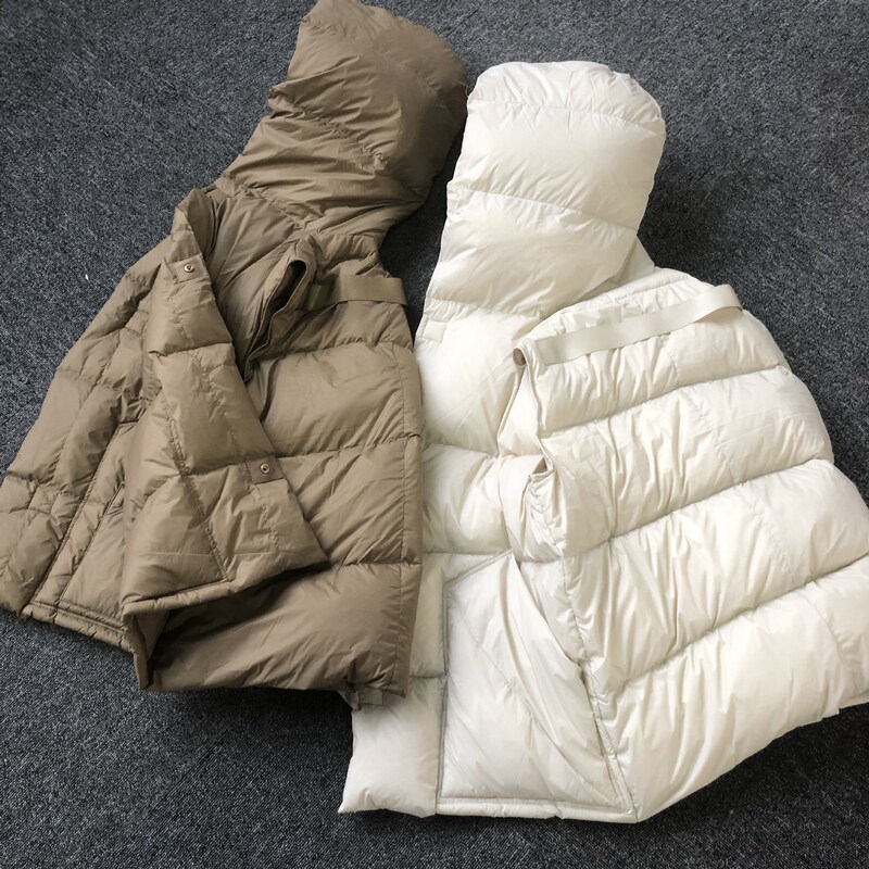 European-Style Short down Vest for Women, 2026 New Winter Loose Hooded White Duck down Fashionable Puffer Vest