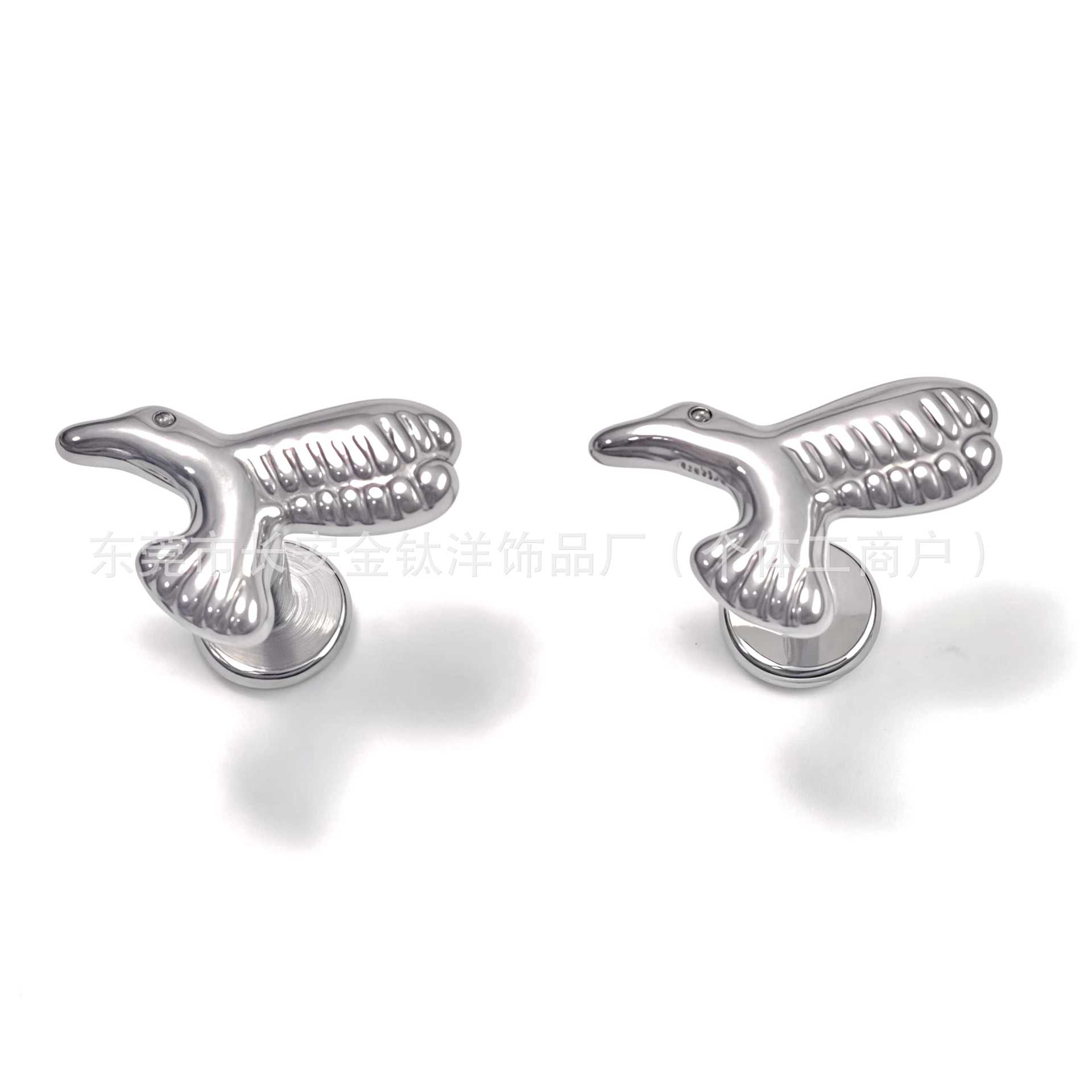Pointed titanium steel lip stud product view