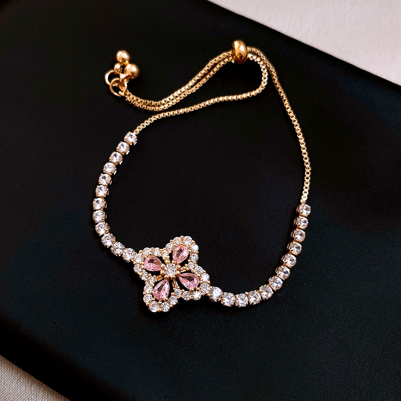Diseño de nicho Pulsera de temperamento de alta calidad Pulsera Joyas de pulsera de circonita súper parpadeante Pulsera de estilo ins Mujer