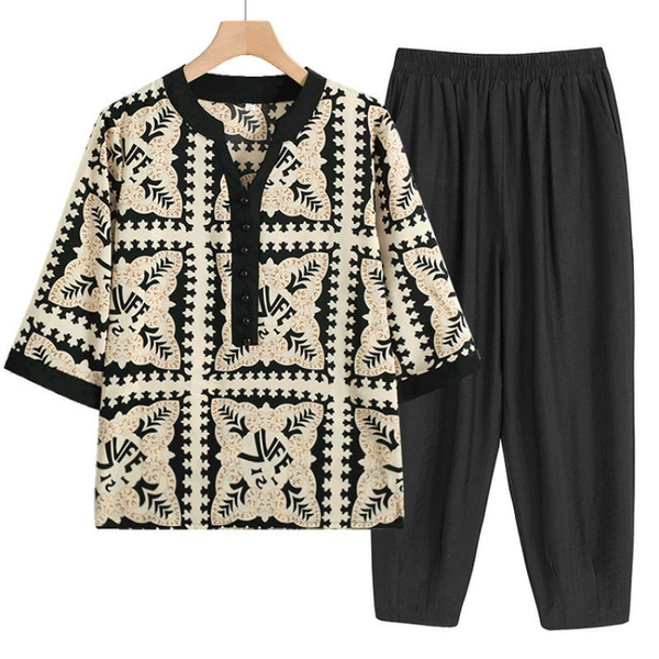 Black trousers