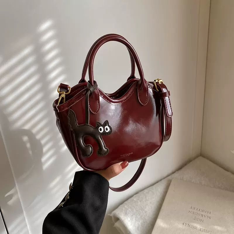 2025秋冬新款高级感油蜡皮菜篮子包手提包女包单肩斜挎包小托特包