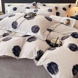 四件套;床上用品加工;纤维枕