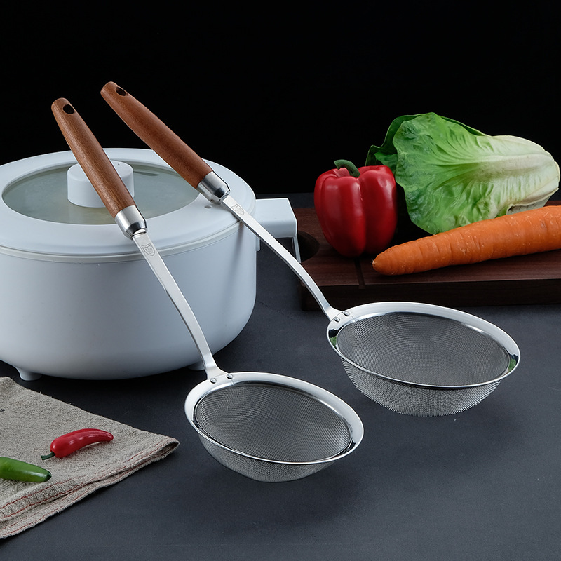 304 cucharas de acero inoxidable cucharas de cocina domésticas cucharas de pescado cucharas de cocina de mango largo gruesas cucharas de cocina de cocina de filtro de malla de filtro de aceite de cocina