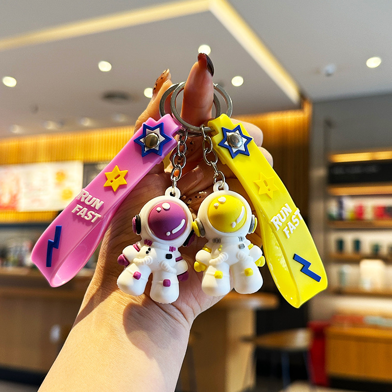 Cartoon New Astronaut Space Festival Gift Kindergarten Activity Car Hanging Cute Pendant Keychain Gift