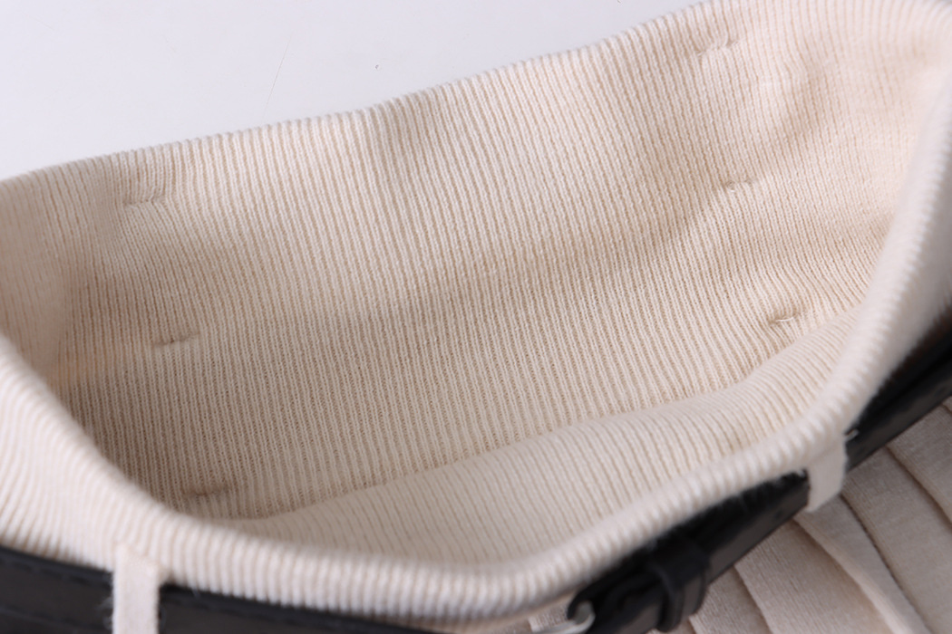 Fashionable Extra Early Autumn High Grade Knitted Vest Pleated Skirt Two Piece Suit