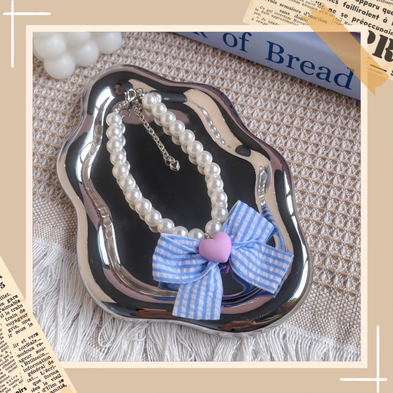 파란색 줄무늬 활