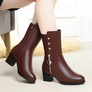 2021 New Mother Boots Women's Winter Middle-aged and Elderly Warm Soft Leather Cotton Shoes Fleece-lined Soft Sole Women's Shoes