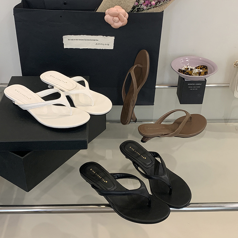 2025 Summer French Elegant Open Toe Women's Shoes Herringside All-match Simple Exquisite Cat Heel Sandals Fashionable Outer Wear Slippers 2025 Summer French Elegant Open Toe Women's Shoes Herringside All-match Simple Exquisite Cat Heel Sandals Fashionable Outer Wear Slippers