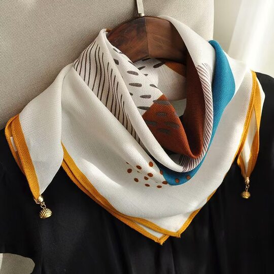 New 65.65 Magnetic Buckle Scarf Women's Square Scarf Winter Lazy Pendant Ins Scarf Scarf Decorative Fashion All-match