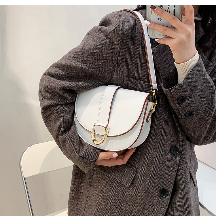 High-end Foreign Style Small Bag Women 2023 New Trendy Fashion All-match Messenger bag net red hot style shoulder saddle bag_voghion.com