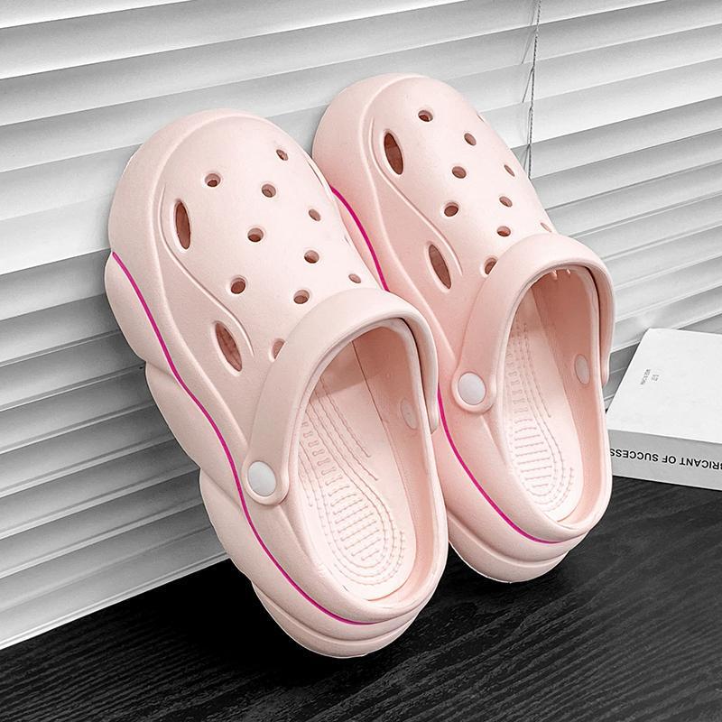 2025 New Xiaohongshu Popular Internet Celebrity Cute Cartoon Thick-Soled Non-Slip Toe-Toe Slippers for Summer Outer Wear Clogs 2025 New Xiaohongshu Popular Internet Celebrity Cute Cartoon Thick-Soled Non-Slip Toe-Toe Slippers for Summer Outer Wear Clogs