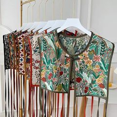 小衆網紅潮系はレトロな小ショールを持っています。