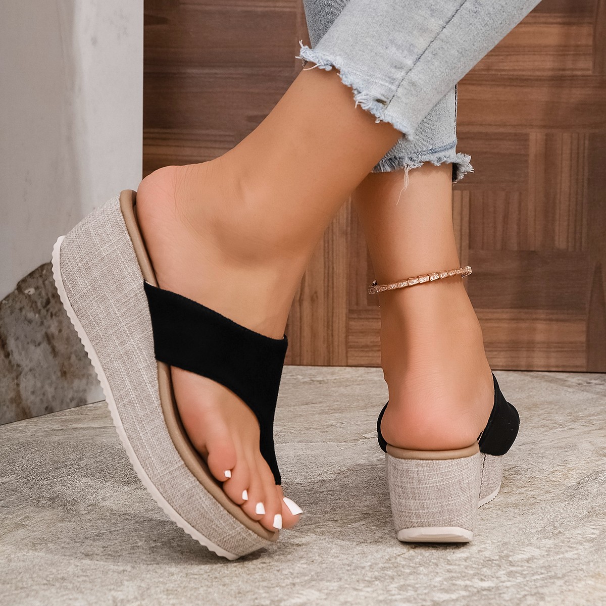 Damenschuhe Große Keilabsatz-Sandalen mit Zehenplattform und dicker Sohle, modische Schuhe_voghion.com