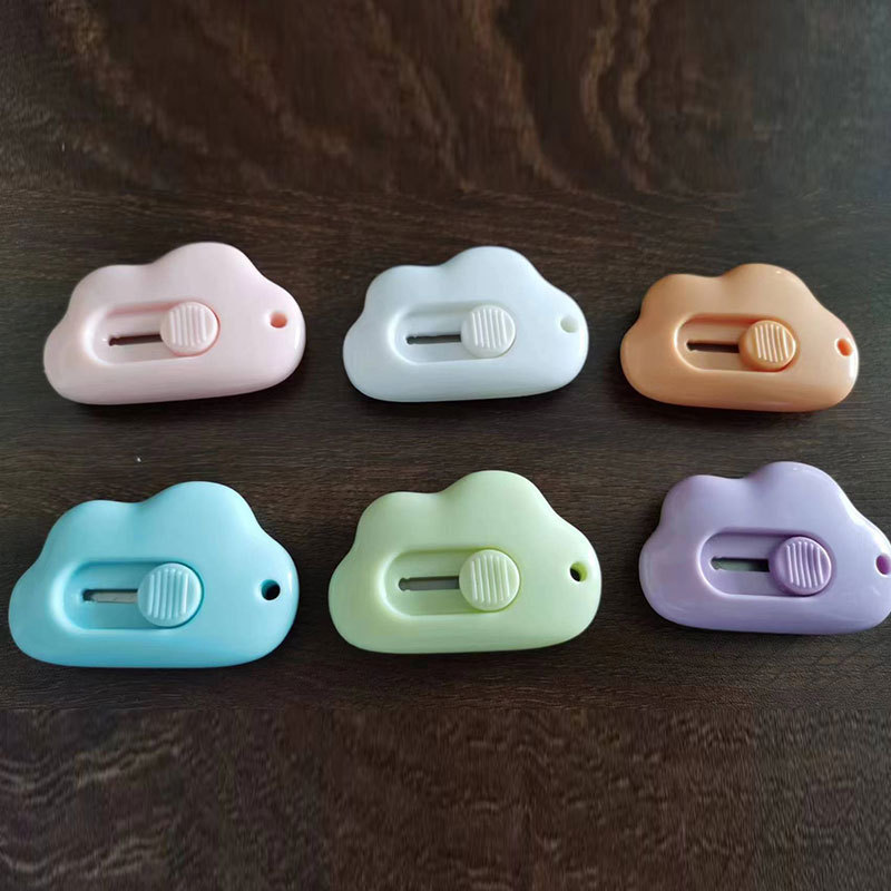 Cuchillo DE ARTE portátil simple nube mini cuchillo de corte de papel de sobres de estudiante cuchillo de Arte de desembalaje expreso