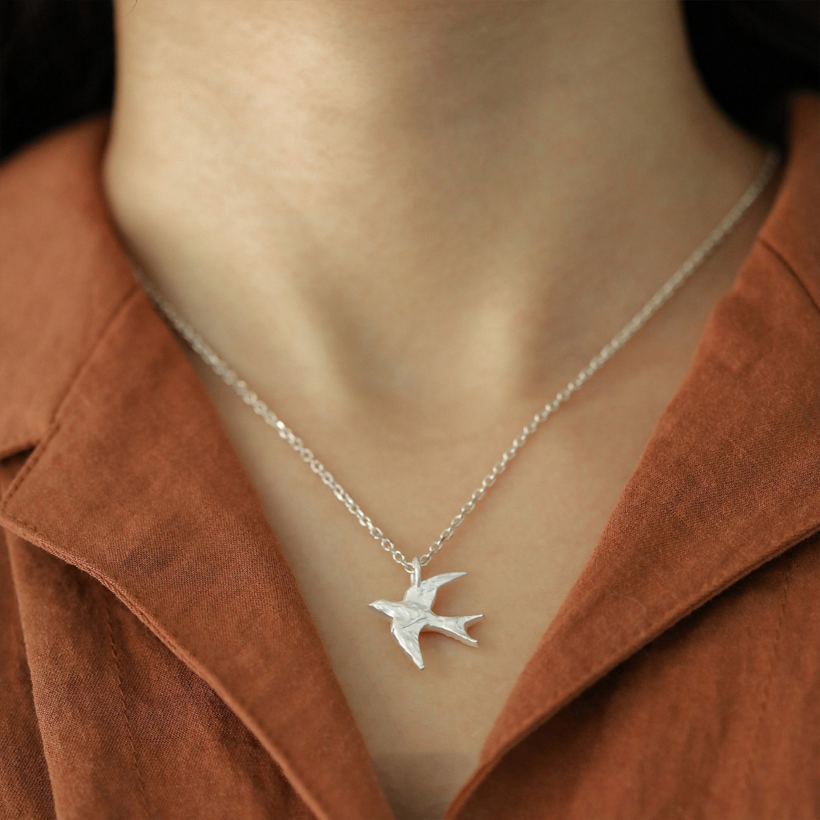 S925 Sterling Silver Free Bird Necklace Women's Luxury Niche Design Premium Handmade Pendant Choker Chain Fashion Accessory