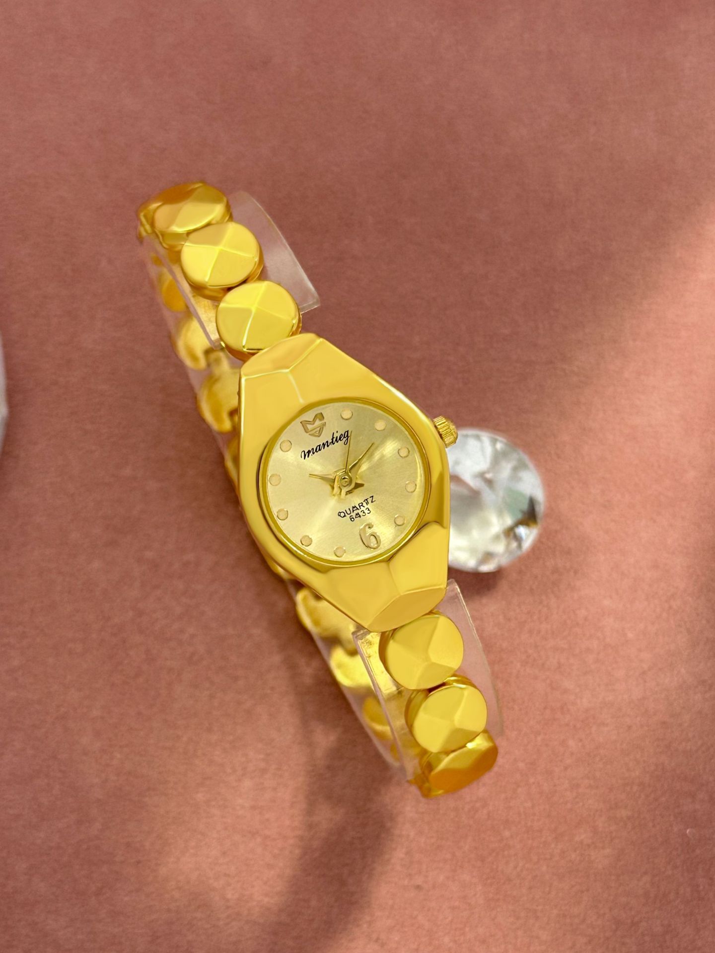 金色壳-金面