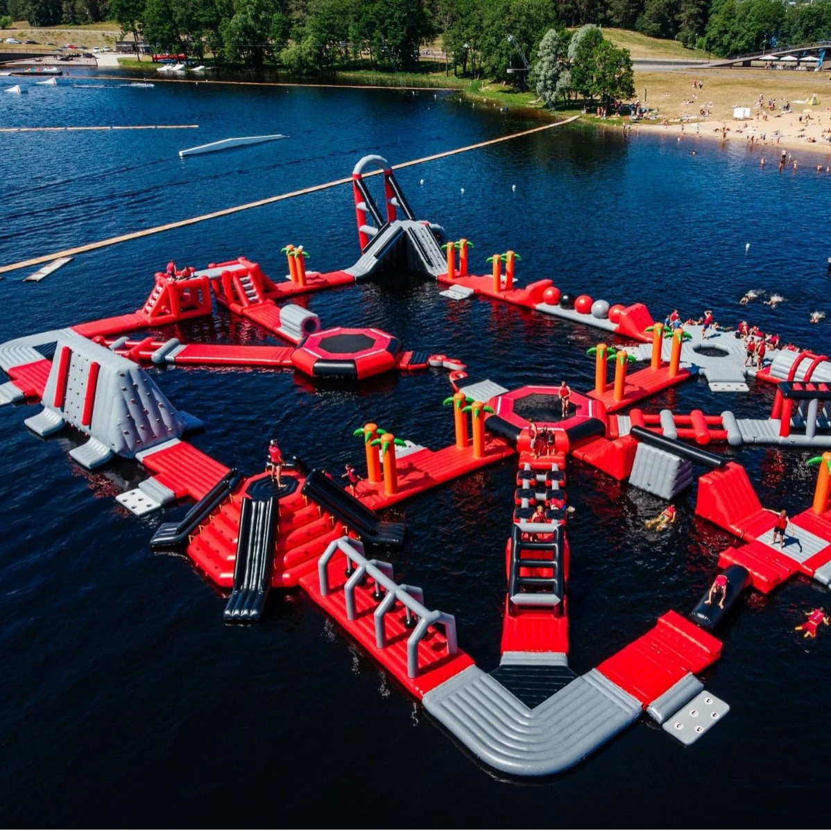 Большой надувной водный парк аттракционов «Морской рай», детская водная полоса препятствий.