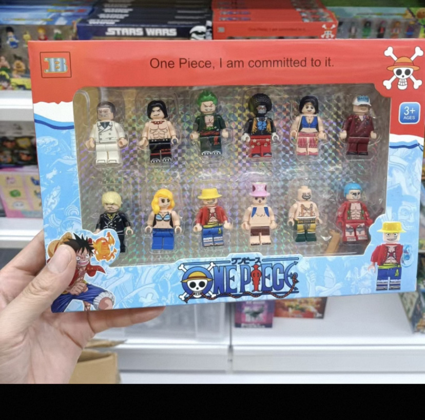 33103 One Piece (12 minifigures)