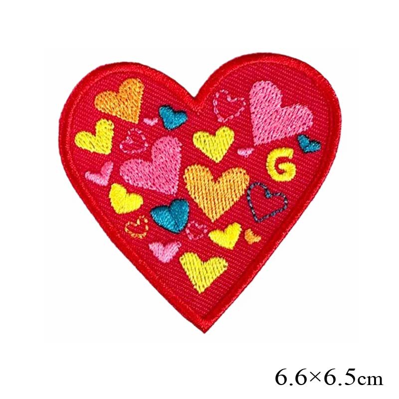多种小心包裹爱心形绣花布贴 衣裤鞋袜箱包包装帽子装饰刺绣烫胶