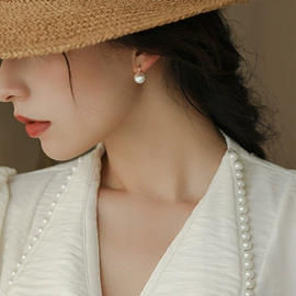 天然珍珠胸饰;天然珍珠耳饰;天然珍珠项饰