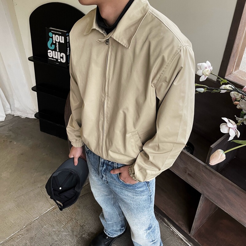 American Short Wide Harrington Jacket Spring and Autum Versatile Solid Color Men's Jacket Lapel Casual Handsome Top American Short Wide Harrington Jacket Spring and Autum Versatile Solid Color Men's Jacket Lapel Casual Handsome Top