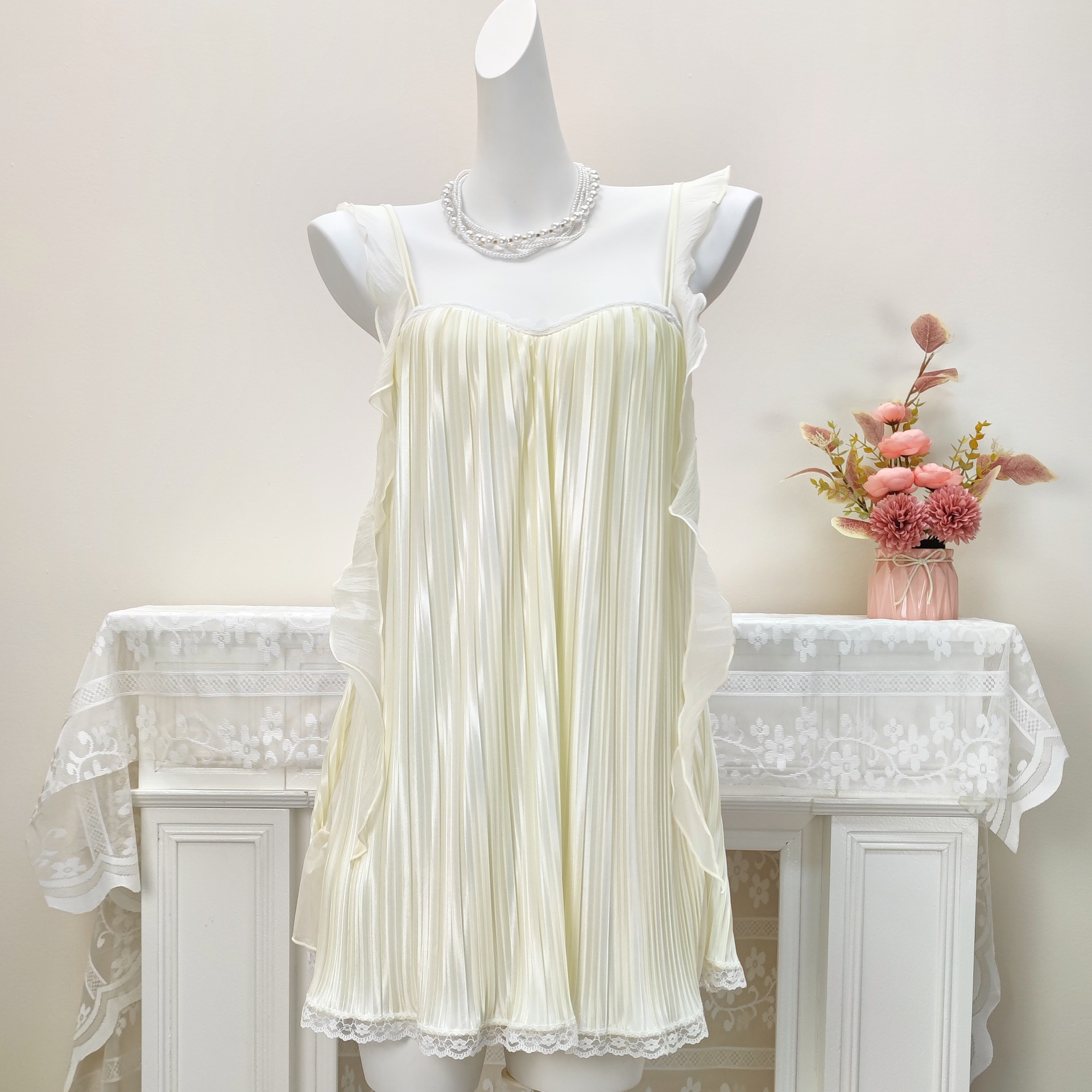Yue Li's High-End French-Style Pure Desire Camisole Nightgown for Women, New Pleated Chiffon Sexy Fairy-Style Nightdress Loungewear