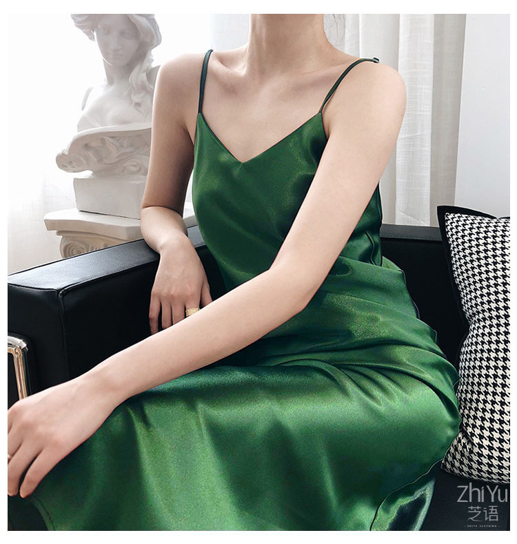 European American Foreign Trade 2026 New Satin Camisole For Women, V-neck, Elegant And Slimming, Suitable As A Base_ecoleips.com