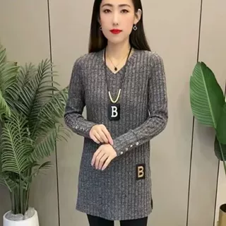 大码设计感V领中长款长袖T恤女春秋新款宽松显瘦休闲洋气百搭上衣