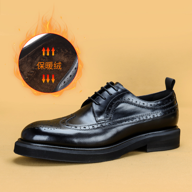 Keep warm casual footwear