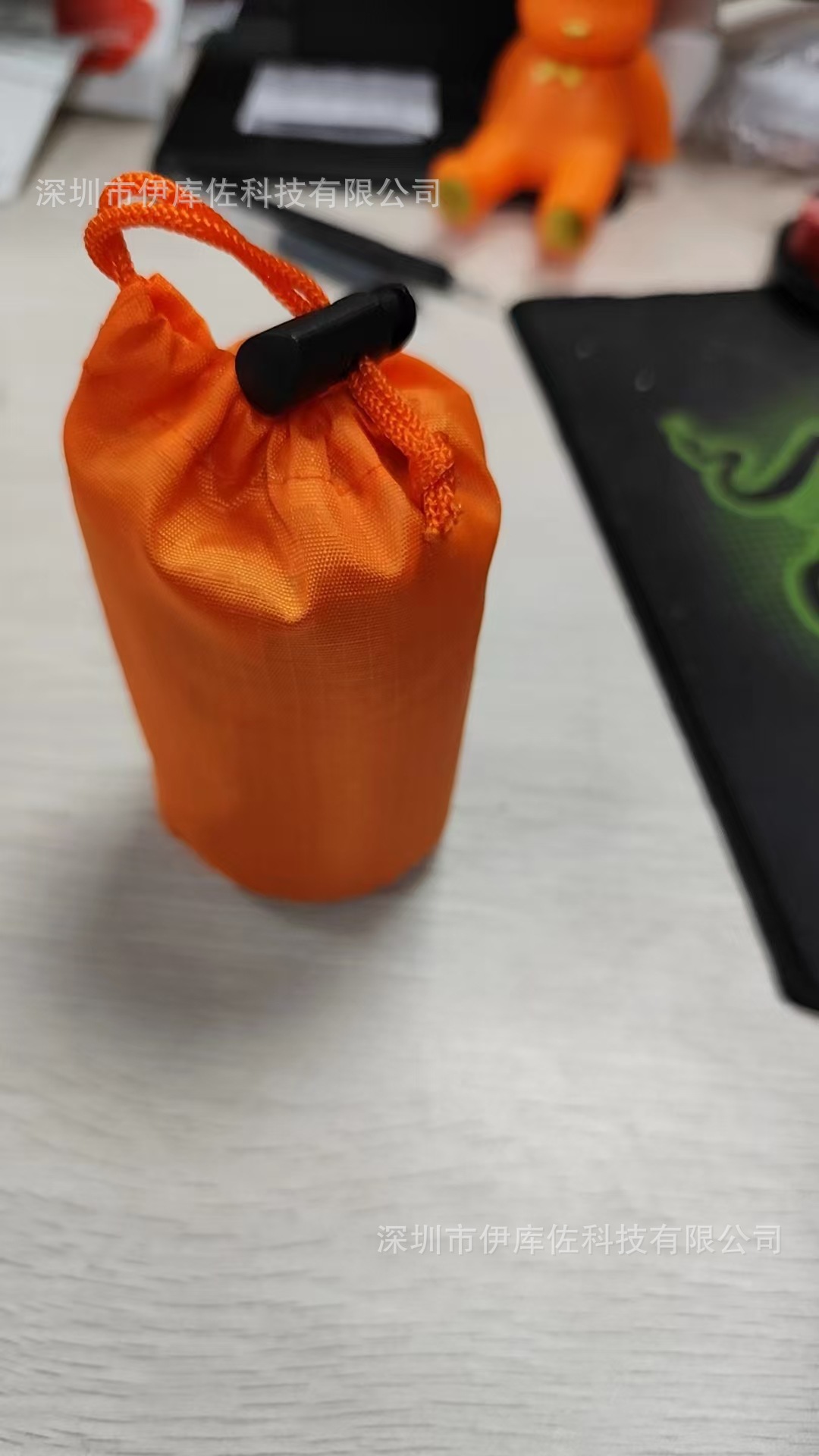 주황색 보관 가방 1개(플라스틱 휘슬 포함)