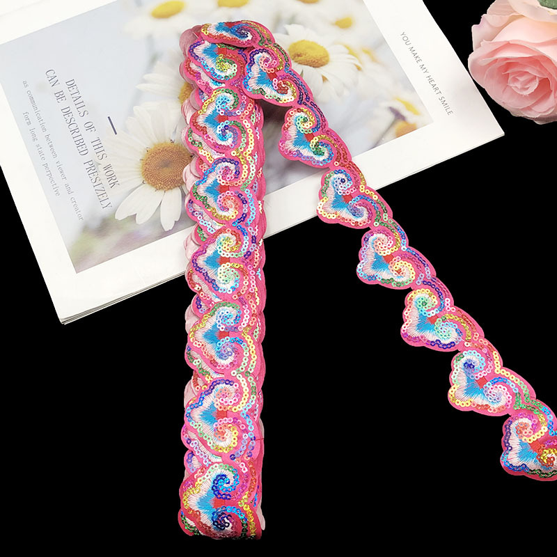 Роза красная