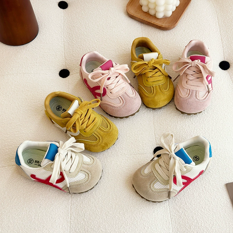 Корейская версия детской обуви арганда сладкая и классная повседневная ретро мужчины и женщины с мягким подошвом дышащая дикая модная липучка немецкая обувь