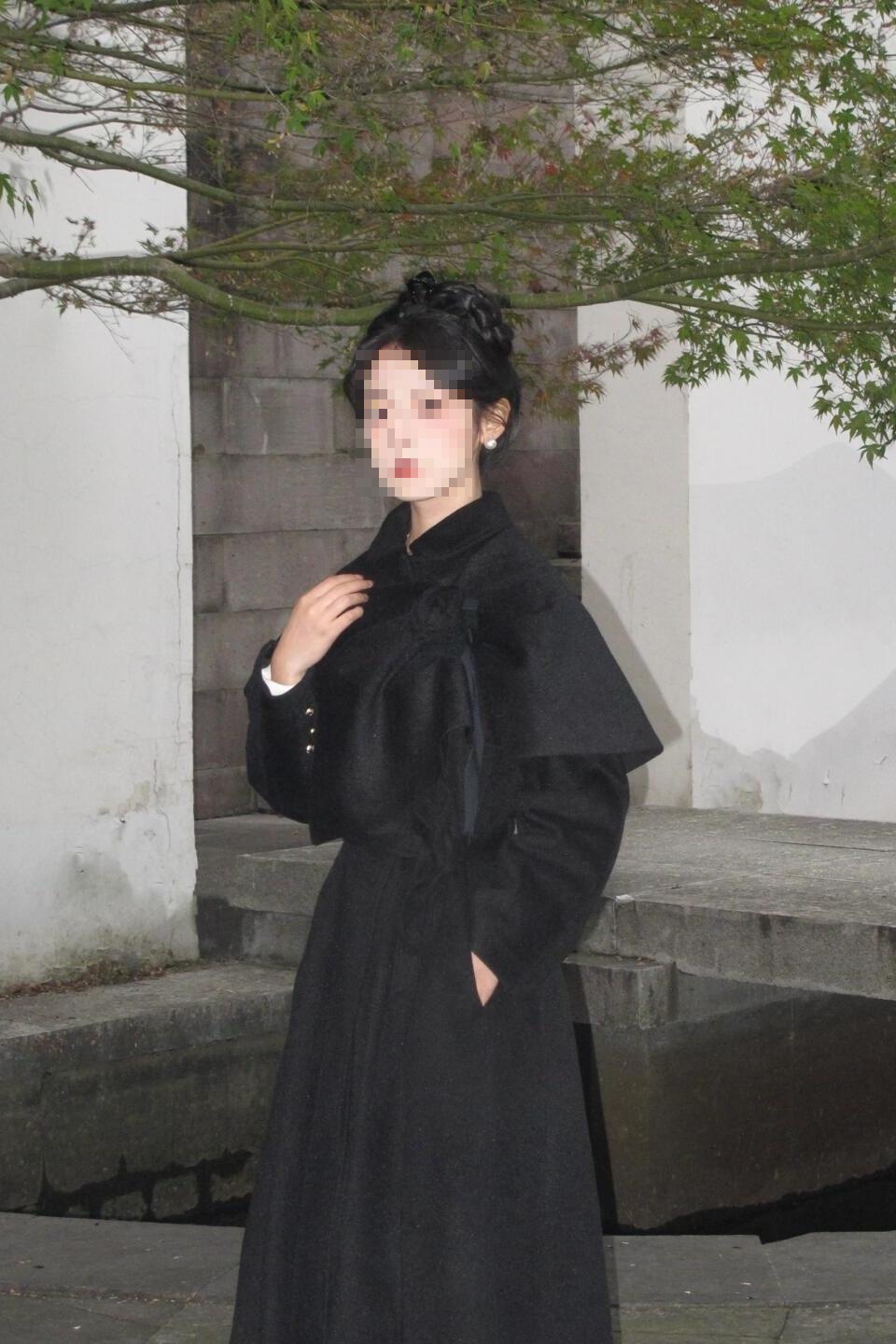 “留洋千金”披肩+毛呢大衣两件套冬季黑色复古甜美毛呢外套