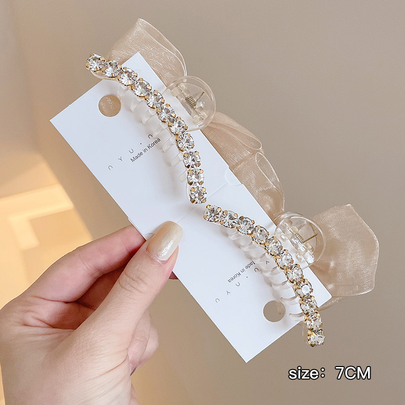 Princesa cabeza de arco clip de agarre para mujeres de alto nivel sensible cara pequeña clip de cabello lateral franja pequeña clip de tiburón clip de cabello tocado